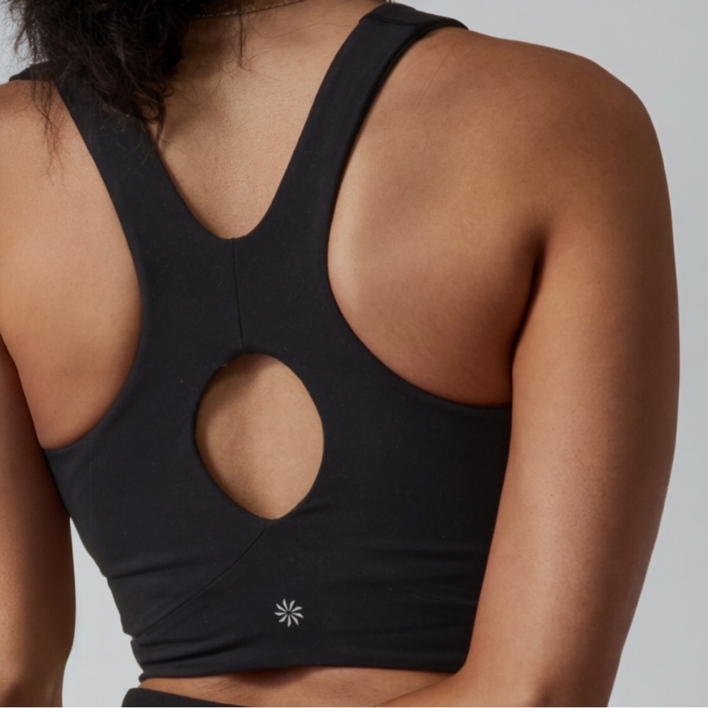 NWT Athleta Conscious Cut Out Crop D-DD - Picture 7 of 9